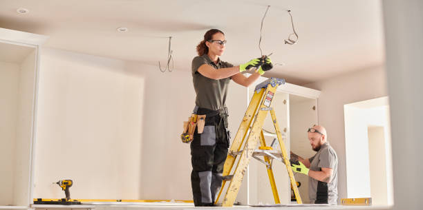 Best Emergency Electrical Repair  in Corinth, MS